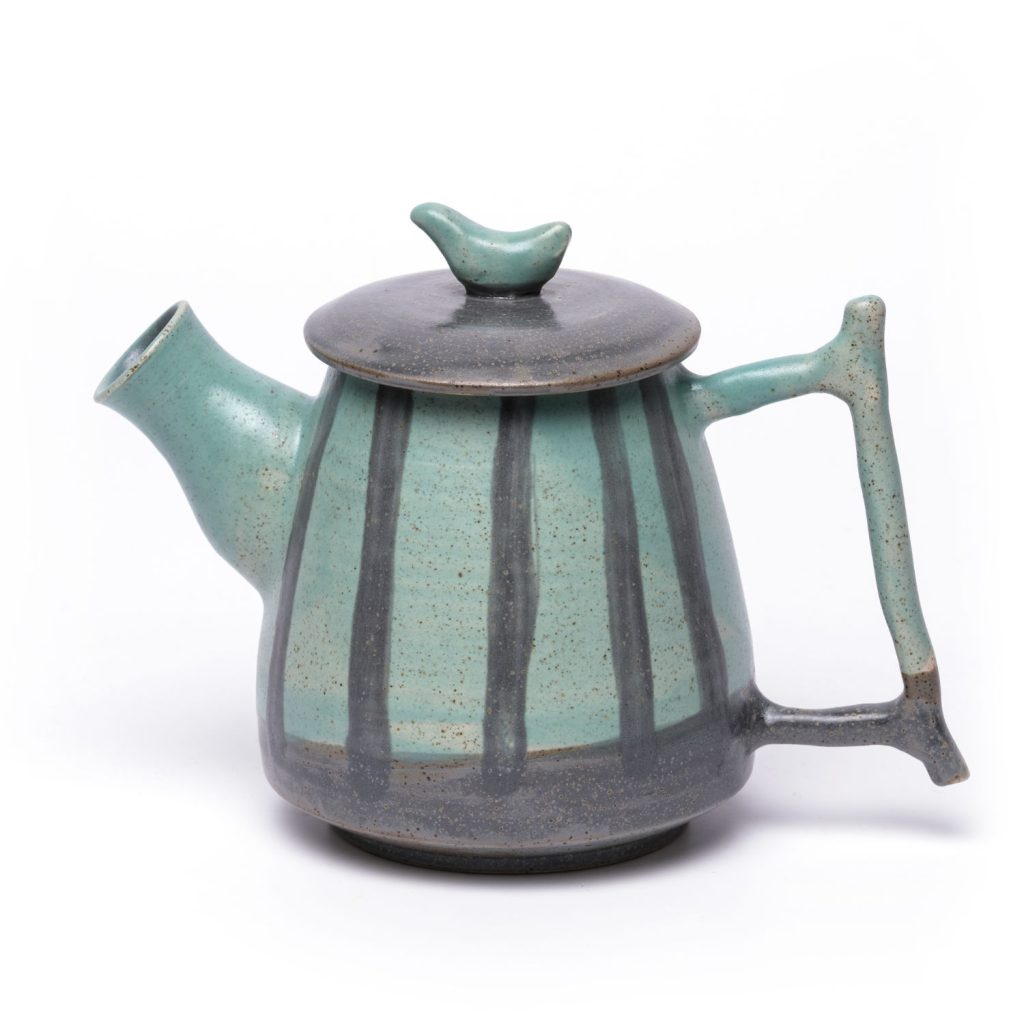 teapot with stripes